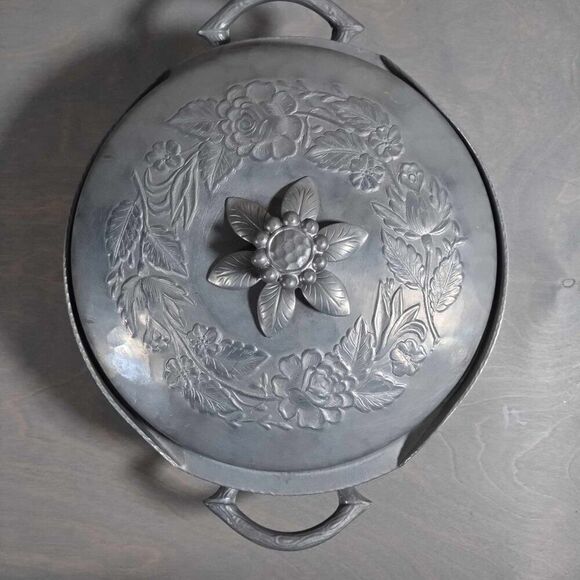 Vintage EVERLAST Forged Aluminum 2 Covered Casserole Dish vintage flower‎ - Picture 9 of 16